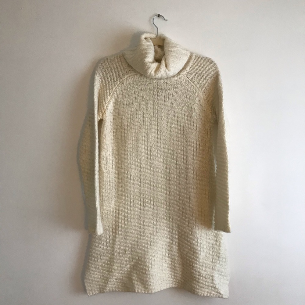 Olivaceous cozy turtleneck dress